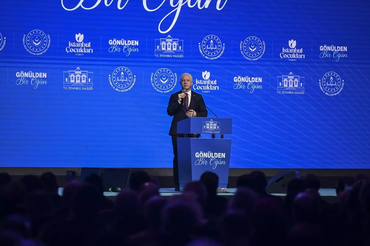 İstanbul'da 'Gönülden Bir Öğün' projesiyle 100 bin öğrenciye sıcak yemek verilecek