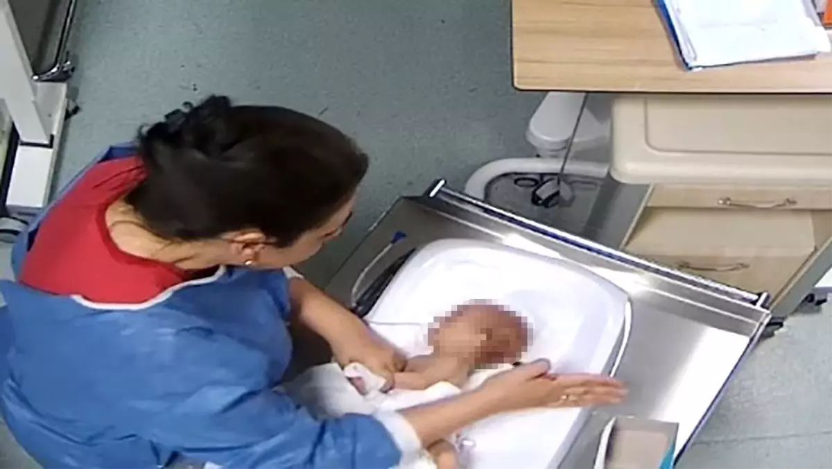 Kahramanmaraş'ta bebeğe şiddet uygulayan hemşire tutuklandı