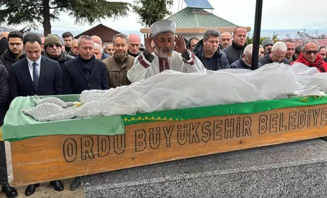 kazada hayatini kaybeden mina son yolculuguna 19496064 o