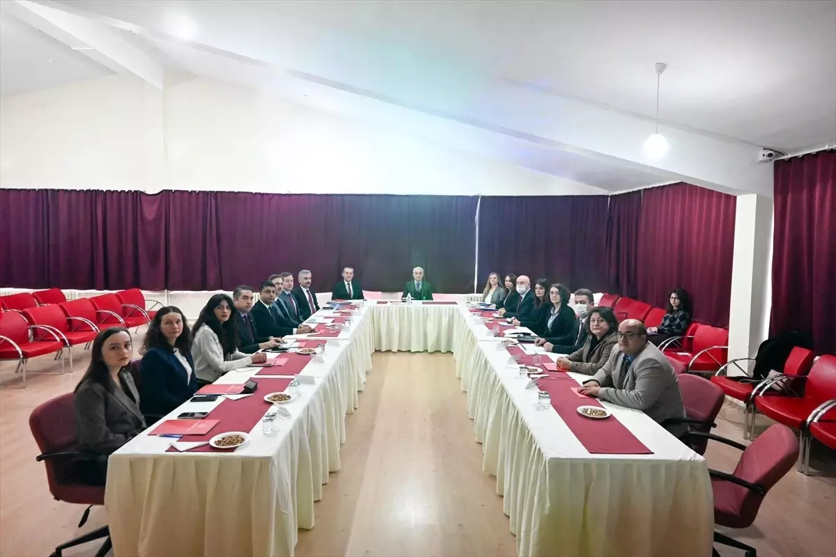 Kırklareli Valisi Turan, kurum ziyaretlerinde bulundu