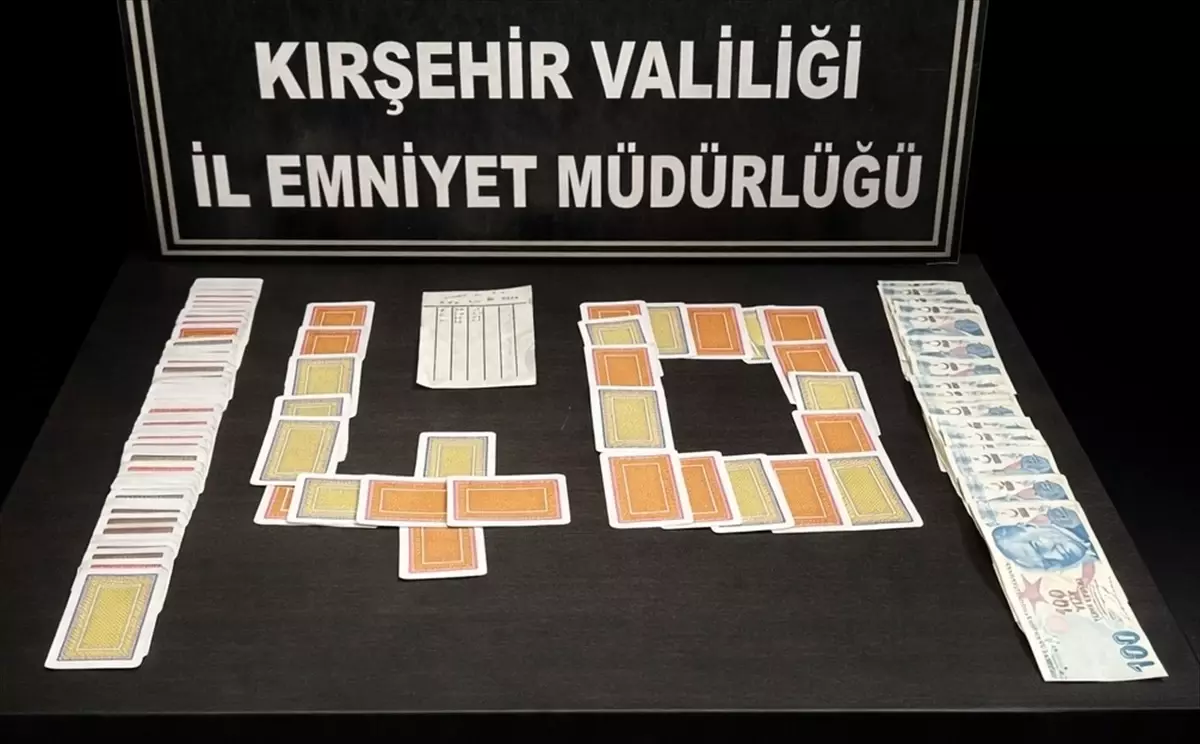 Kırşehir'de kumar oynayan 3 kişiye 34 bin 812 lira ceza kesildi