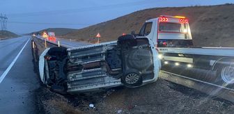 Konya'da devrilen otomobildeki 4 kişi yaralandı