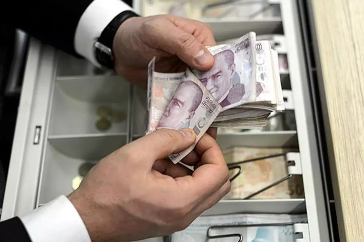 Milyonlarca çalışanı ilgilendiriyor! 4 aylık tazminat alabilirsiniz