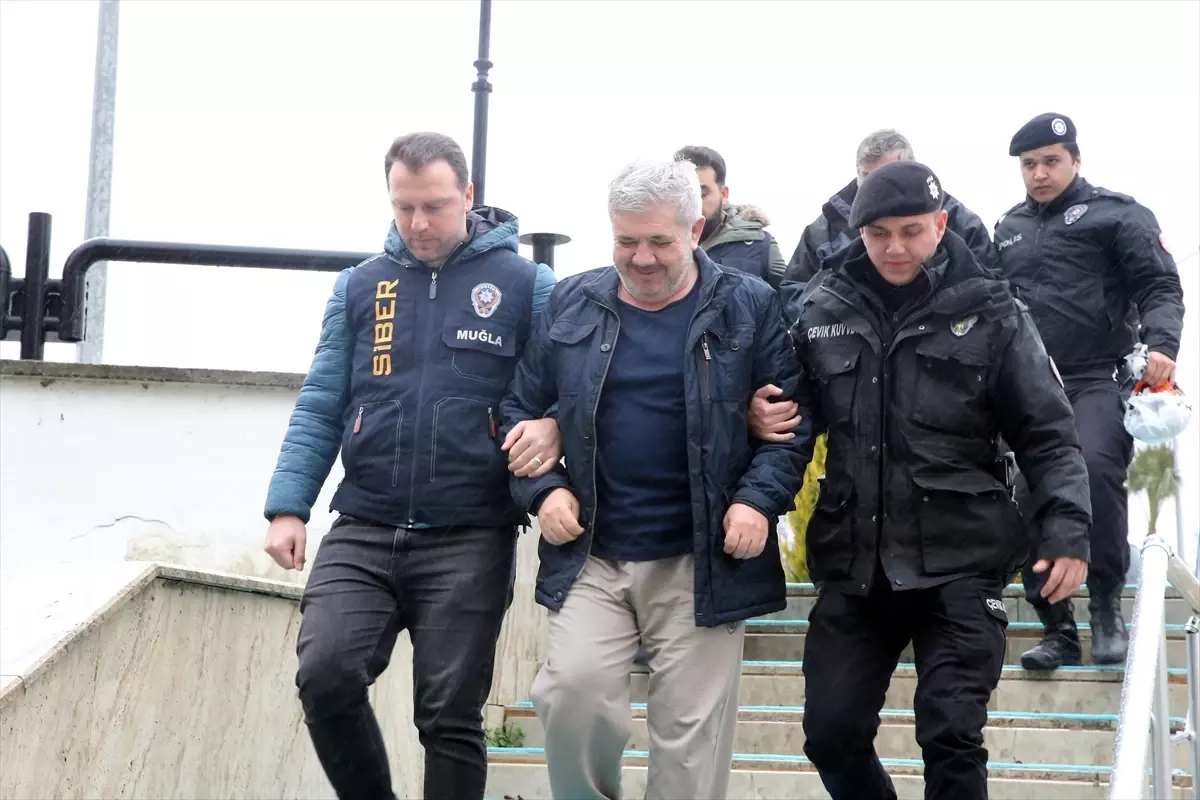 Muğla'da 'yanıltıcı bilgi yayma' soruşturmasında 8 şüpheliden 2'si tutuklandı