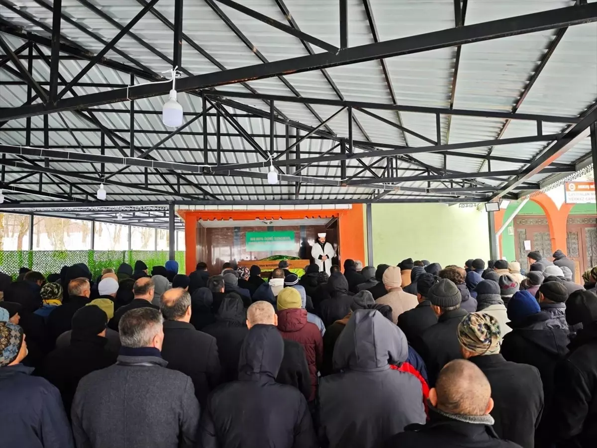 Ordu'da vefat eden kardeşler aynı gün toprağa verildi