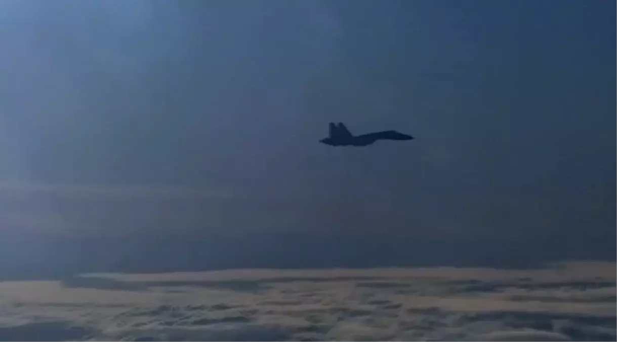 Rus bombardıman uçakları Baltık Denizi üzerinde 5 saatlik uçuş yaptı