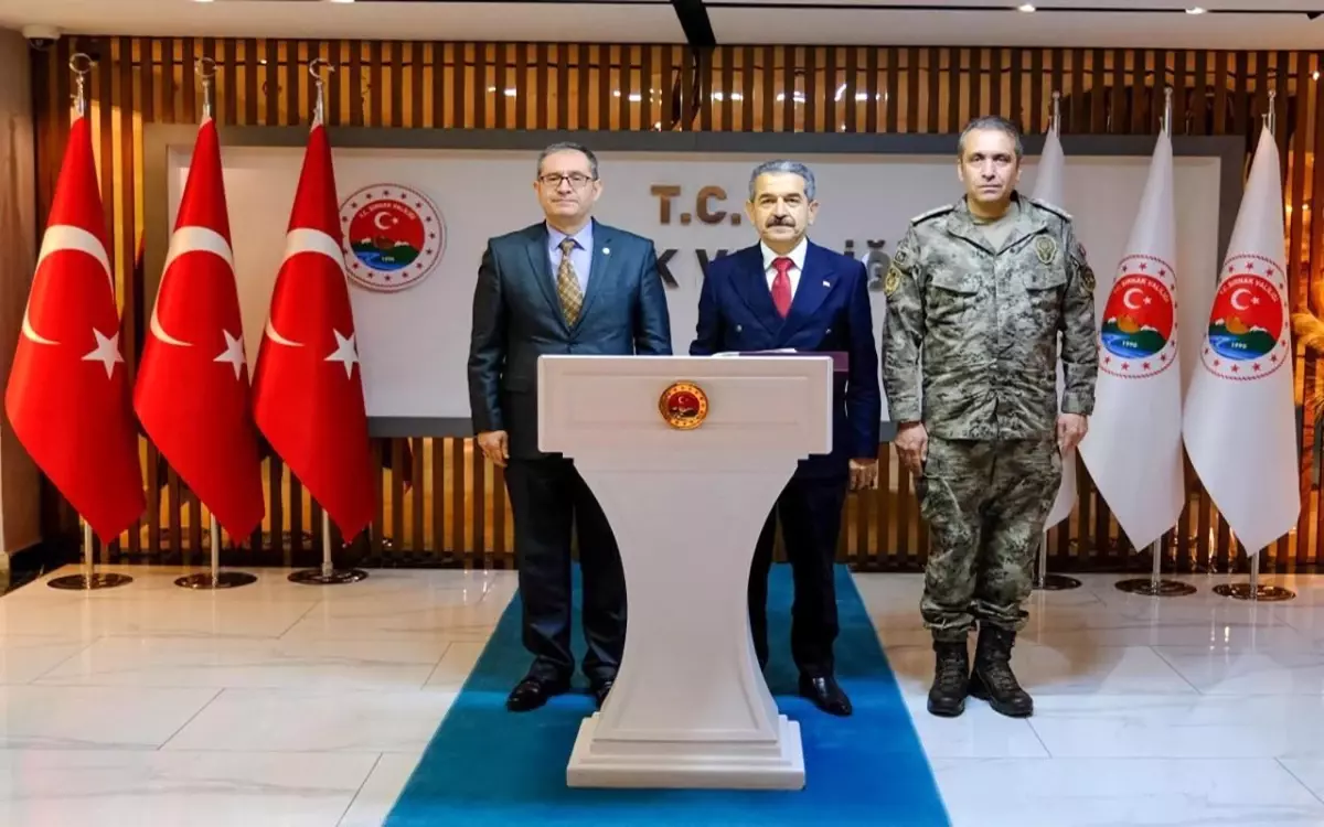 Şırnak'ta sınır güvenliği ve düzensiz göçle mücadele masaya yatırıldı