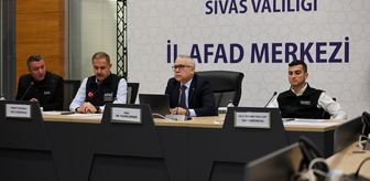 Sivas Valisi Şimşek, il genelindeki olumsuz hava koşullarına ilişkin açıklama yaptı