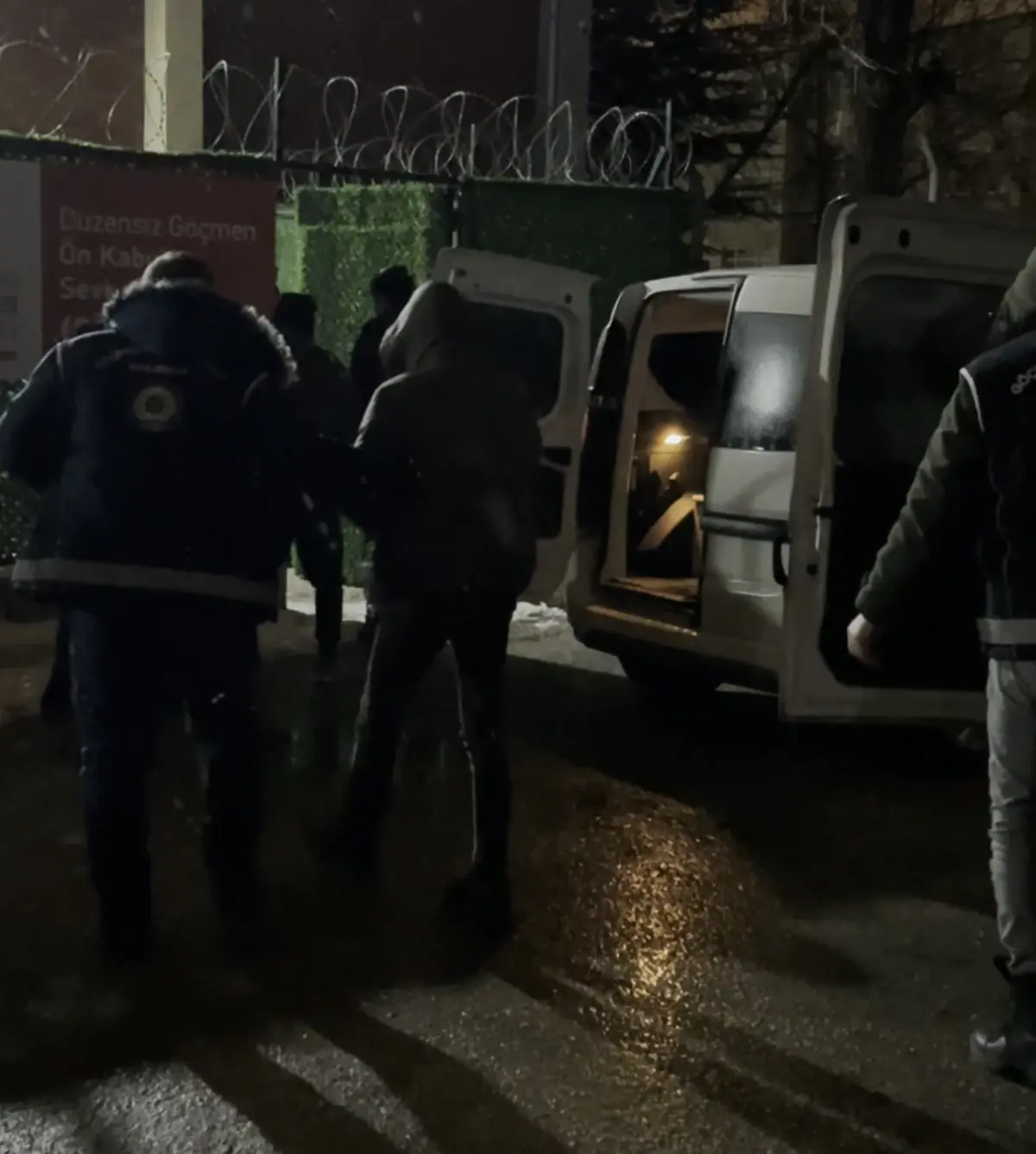 Tokat'ta durdurulan cipte 5 kaçak göçmen yakalandı