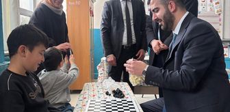 TÜGVA Hakkari Temsilciliğinden 'Ortaokul Vakıf Okulu' programı uygulanan okullara ziyaret