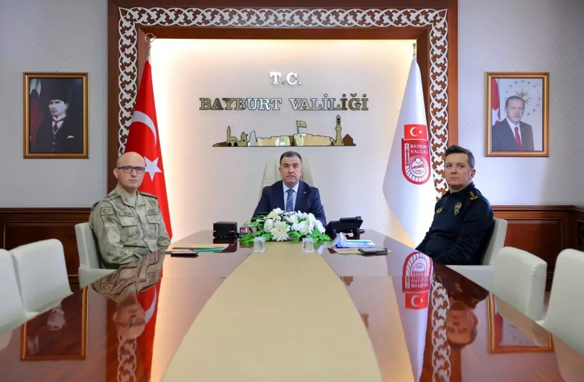 Vali Eldivan Güvenlik ve Koordinasyon Toplantısı'na katıldı