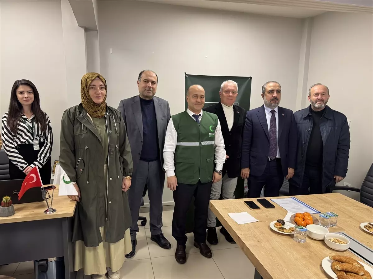 Yeşilay Edirne Şubesi bağımlılıkla mücadele kapsamında çalışmalarını sürdürüyor