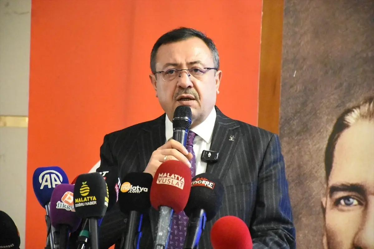 AK Parti Malatya İl Başkanlığı değerlendirme toplantısı düzenledi