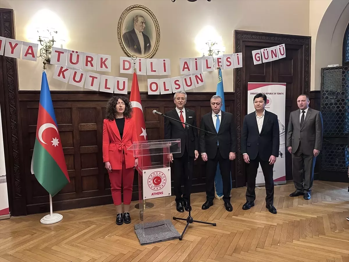 Atina'da 15 Aralık Dünya Türk Dili Ailesi Günü için etkinlik düzenlendi