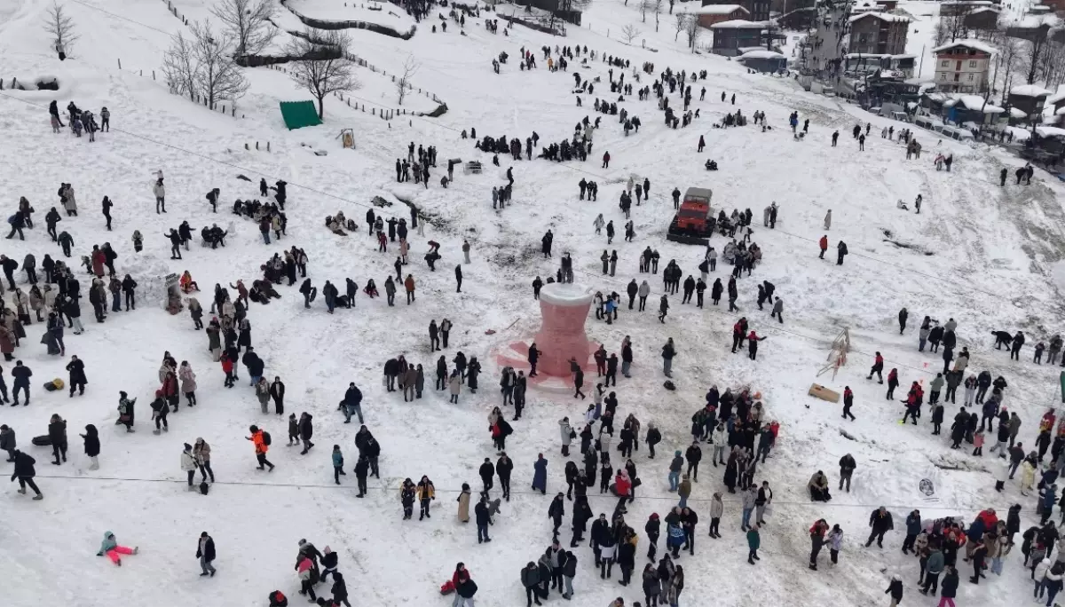 Ayder Kardan Adam Kış Festivali Başladı
