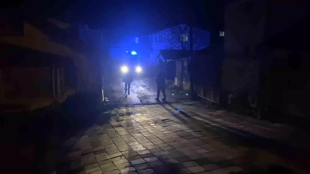 Bakım yaptığı silahının ateş alması sonucu ağır yaralandı