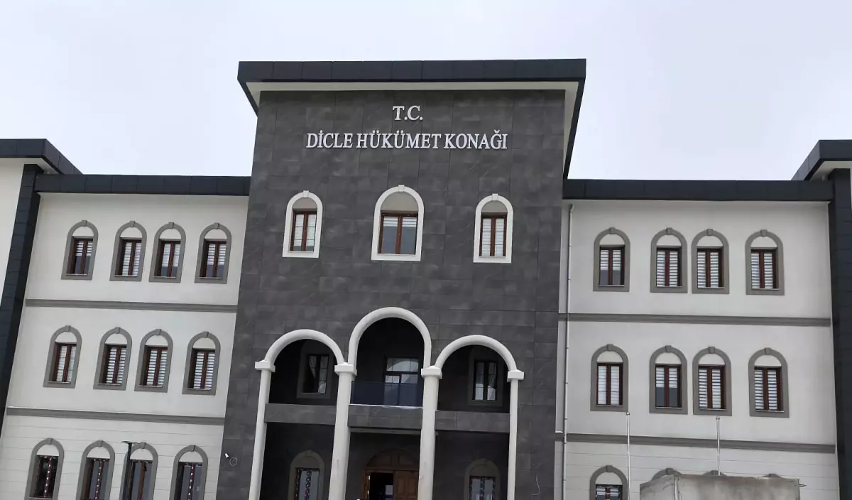 Dicle'de 1 yılda 6 bin 519 adet kök kenevir ele geçirildi