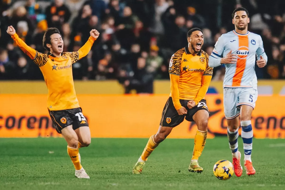 Hull City'nin peri masalı devam ediyor