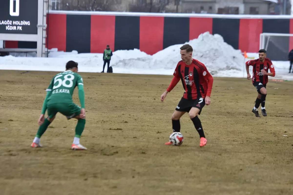 İmaj Altyapı Van Spor FK, Alagöz Holding Iğdır FK'yı 3-0 mağlup etti