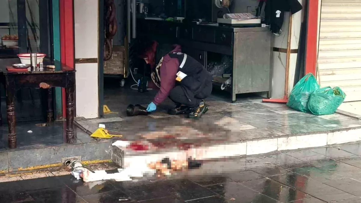 Kasap dükkanına silahlı saldırı: 2 yaralı