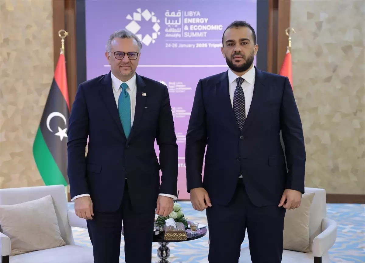 Libya Savunma Bakan Vekili ile ABD'nin Afrika kıdemli danışmanı askeri işbirliğini görüştü