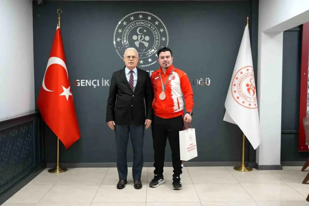 Milli karateci Kıroğlu 2026'da da başarılarını arttıracak