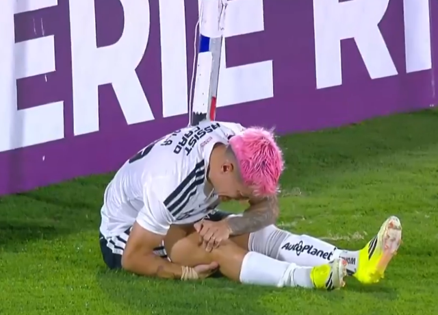 penalti icin topun basina gecen futbolcu hayatini 19498287 7184 m