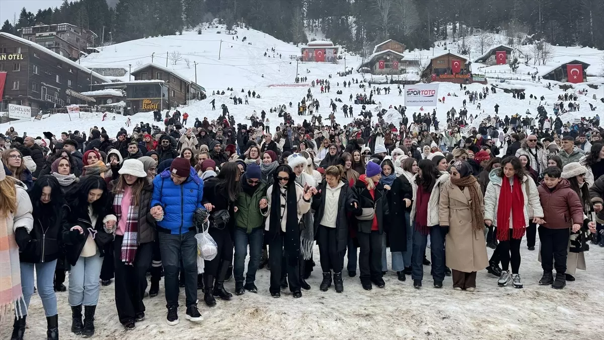 Rize'de "18. Kardan Adam Kış Festivali" başladı