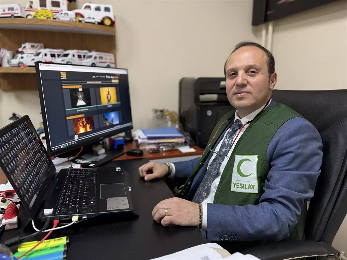 Yeşilay Tekirdağ Şube Başkanı Soykırlı, AA'nın "Yılın Kareleri" oylamasına katıldı