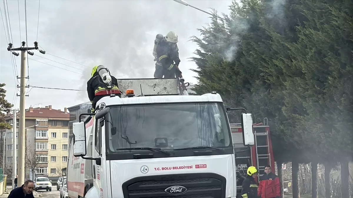 Bolu'da yol süpürme aracında çıkan yangın söndürüldü