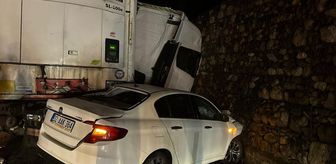 Burdur'da tır ve 2 otomobilin karıştığı kazada 1 kişi öldü, 7 kişi yaralandı