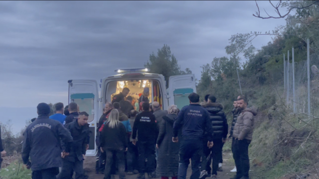 bursa da su kuyusunu temizleyen baba ve oglu 19502128 5381 m