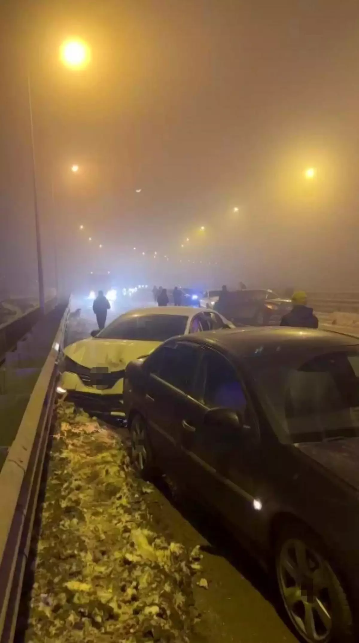 Diyarbakır'da buzlanma kazayı beraberinde getirdi: 4 yaralı