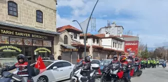 Isparta'da motosikletliler bağrağa saygı sürüşü yaptı