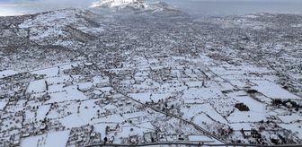 Kayseri'nin kar altında kalan tarihi ve doğal güzellikleri dronla görüntülendi