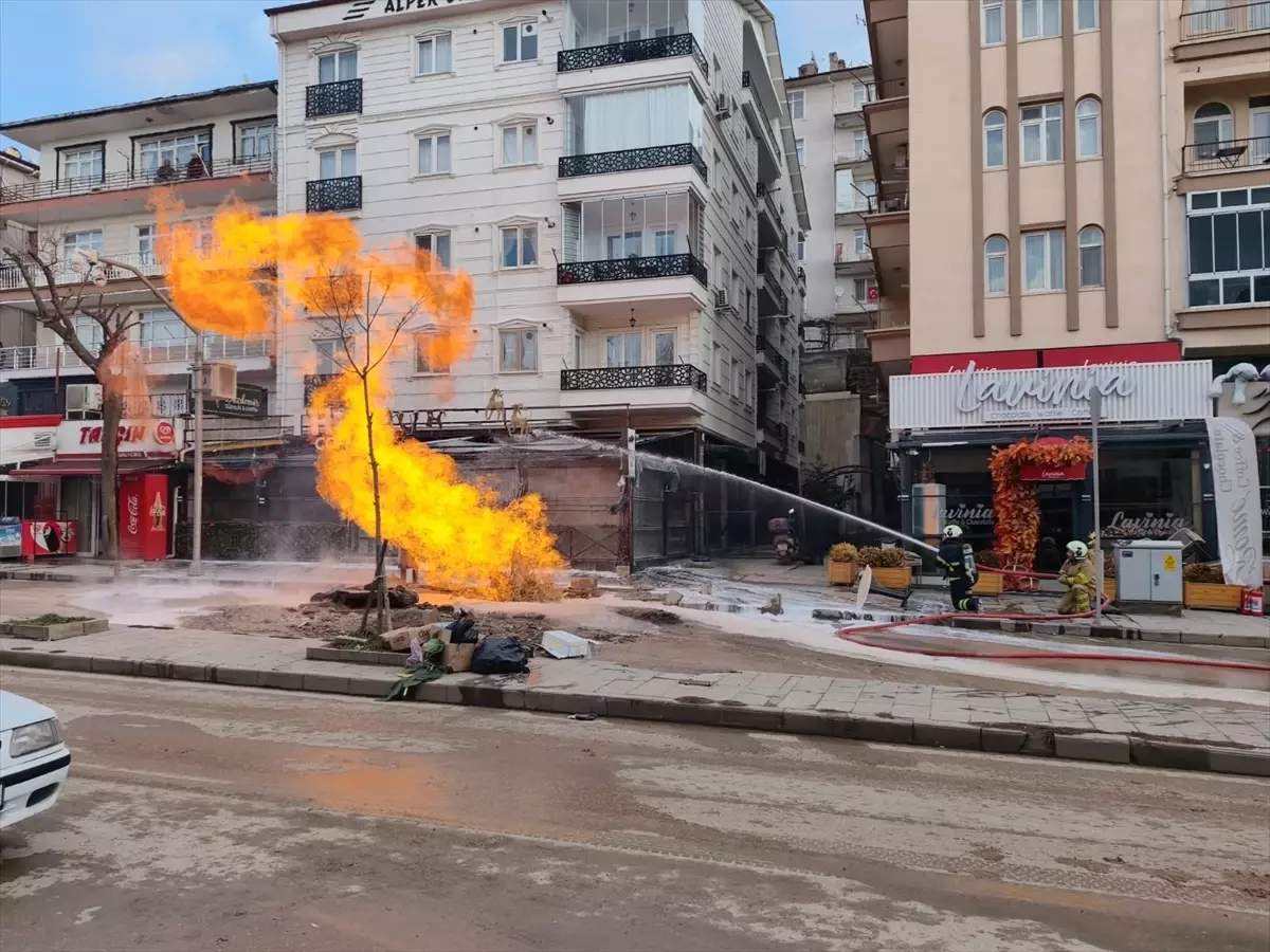 Kırıkkale'de doğal gaz borusunun patlaması sonucu 1 işçi yaralandı