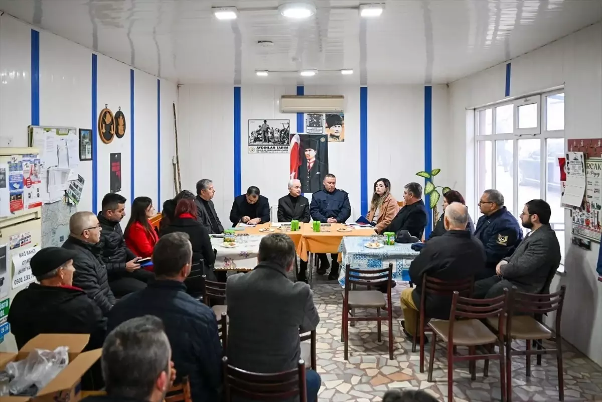 Kırklareli Valisi Turan, köy ziyaretlerini sürdürüyor