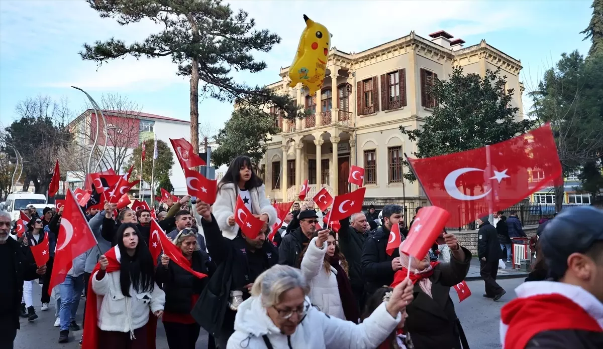Samsun'da 'Bayrağa Saygı' yürüyüşü yapıldı