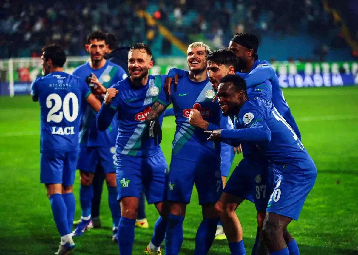 Trendyol Süper Lig: Çaykur Rizespor: 1 Corendon Alanyaspor: 1 (Maç sonucu)