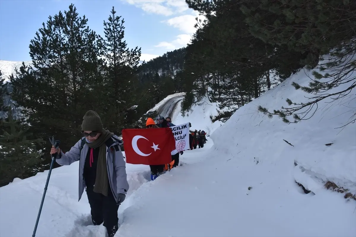 Zigana Dağı'nda 17 yıl önceki çığda hayatını kaybeden 10 dağcı anıldı