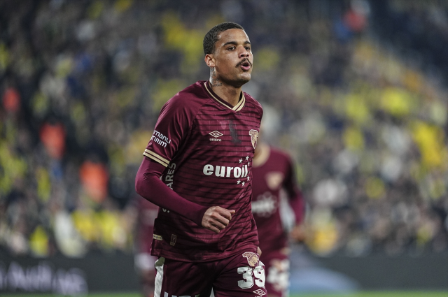 zirvede puan farki acildi fenerbahce goztepe 19502306 3516 m