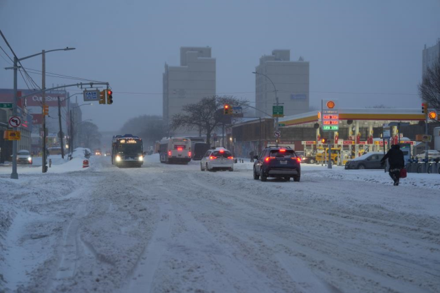 abd de kar firtinasi 5 can aldi 13 bin ucus 19502676 1919 m