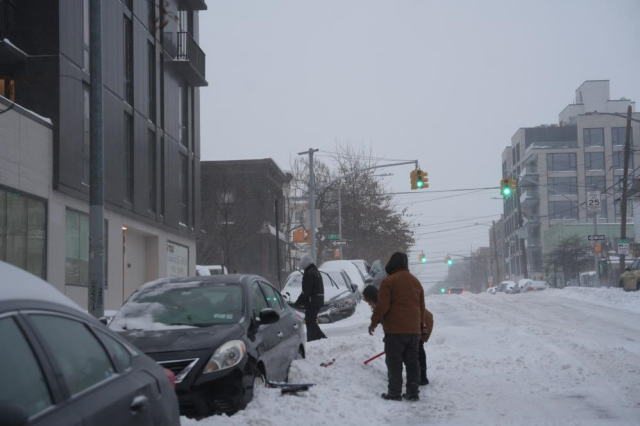 abd de kar firtinasi 5 can aldi 13 bin ucus 19502676 2409 m