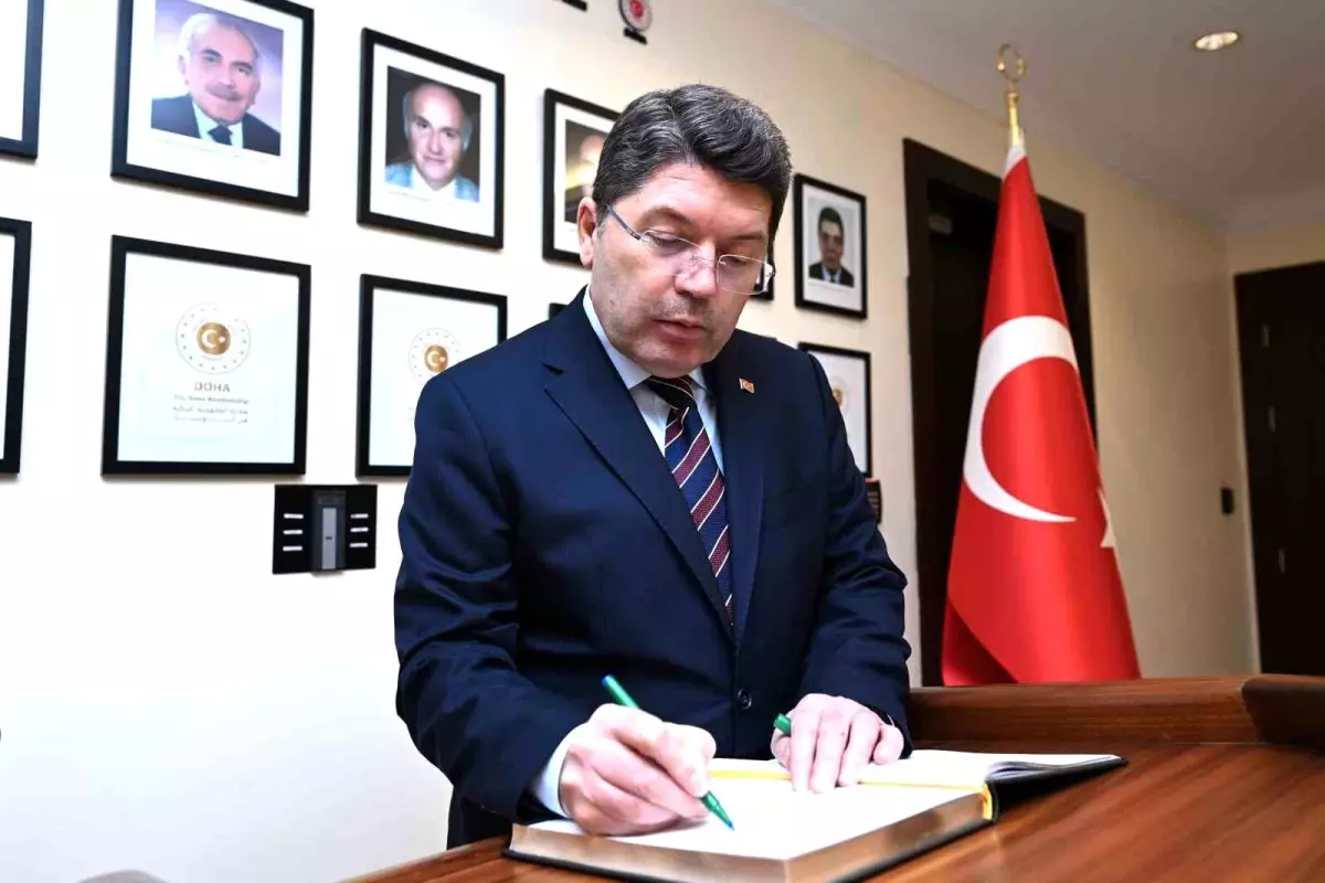 Adalet Bakanı Tunç Katar'da düzenlenen Doha Hukuk Forumu'na katıldı