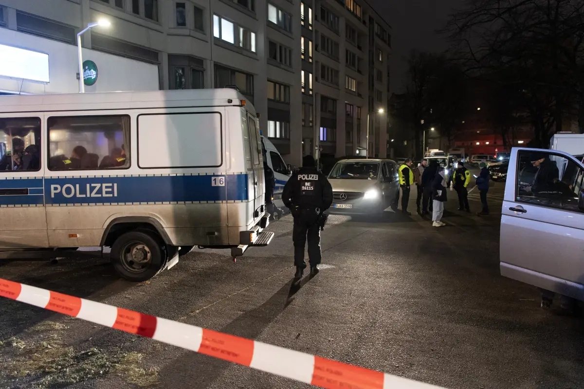 Almanya'da silahlı saldırı: 5 yaralı