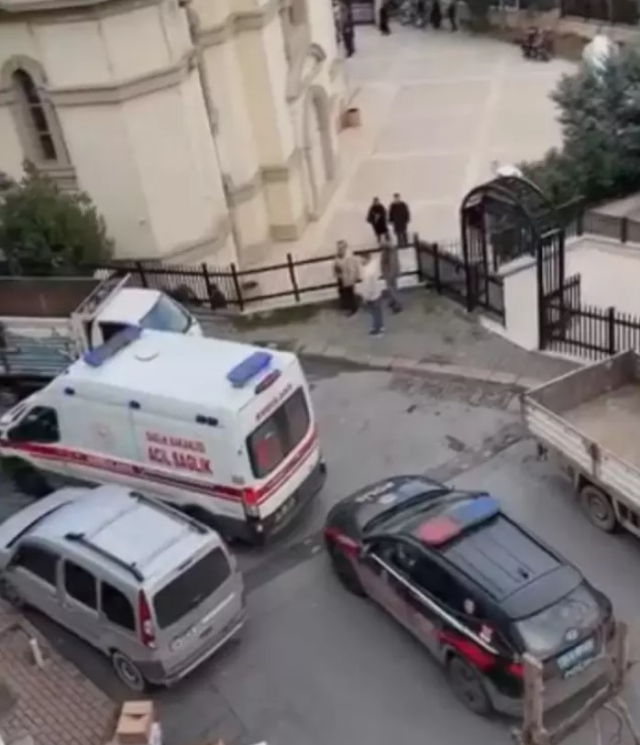 annesinin cenazesinde kardesini katletti 19505453 5397 m