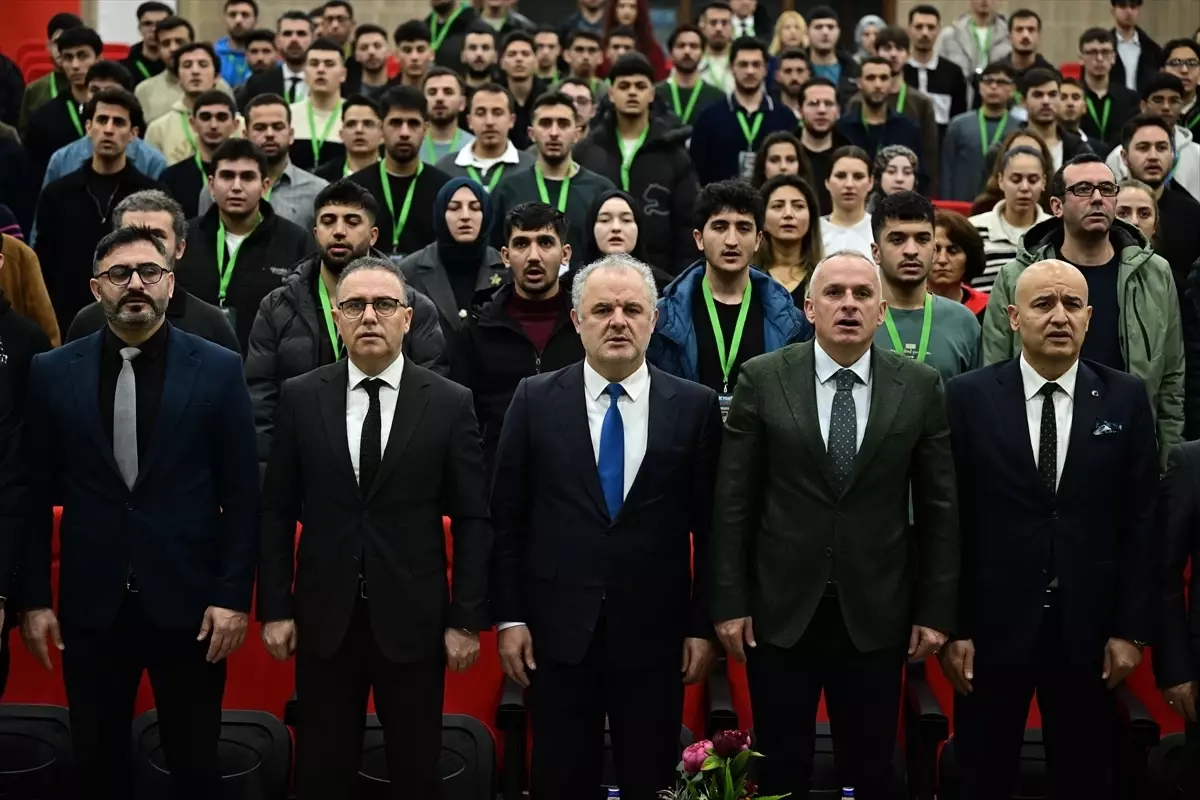 Antalya'da 10. Tematik Kış Kampı 'Eğitimciler' temasıyla başladı