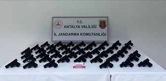 Antalya'da 45 ruhsatsız tabanca ele geçirildi