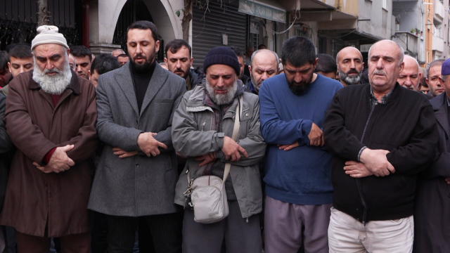 bagcilar da bir aileyi yikan facia 3 kisi 19505246 6134 m