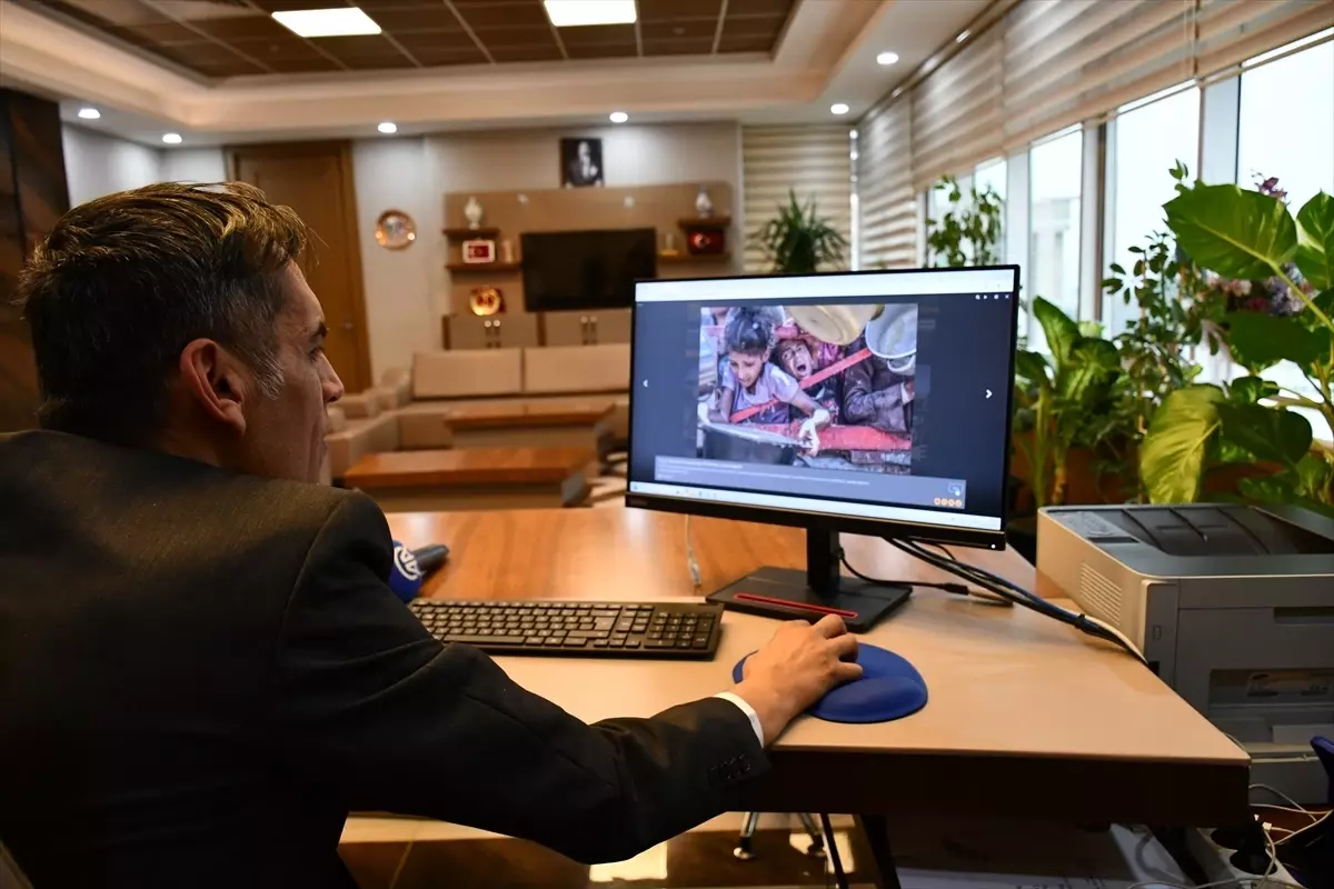 Batman Cumhuriyet Başsavcısı Eroğlu, AA'nın "Yılın Kareleri" oylamasına katıldı